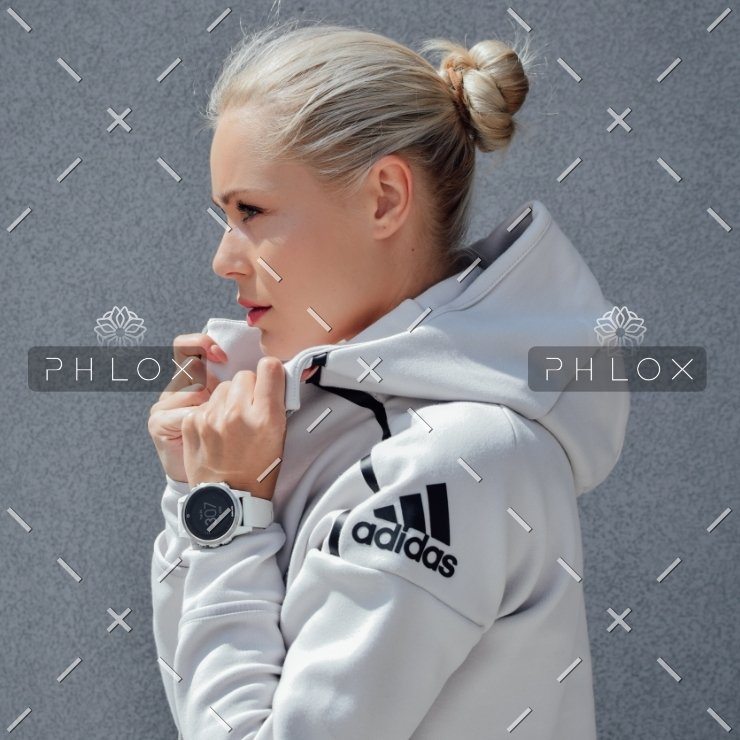 demo-attachment-53-adult-attractive-beautiful-1661471@2x